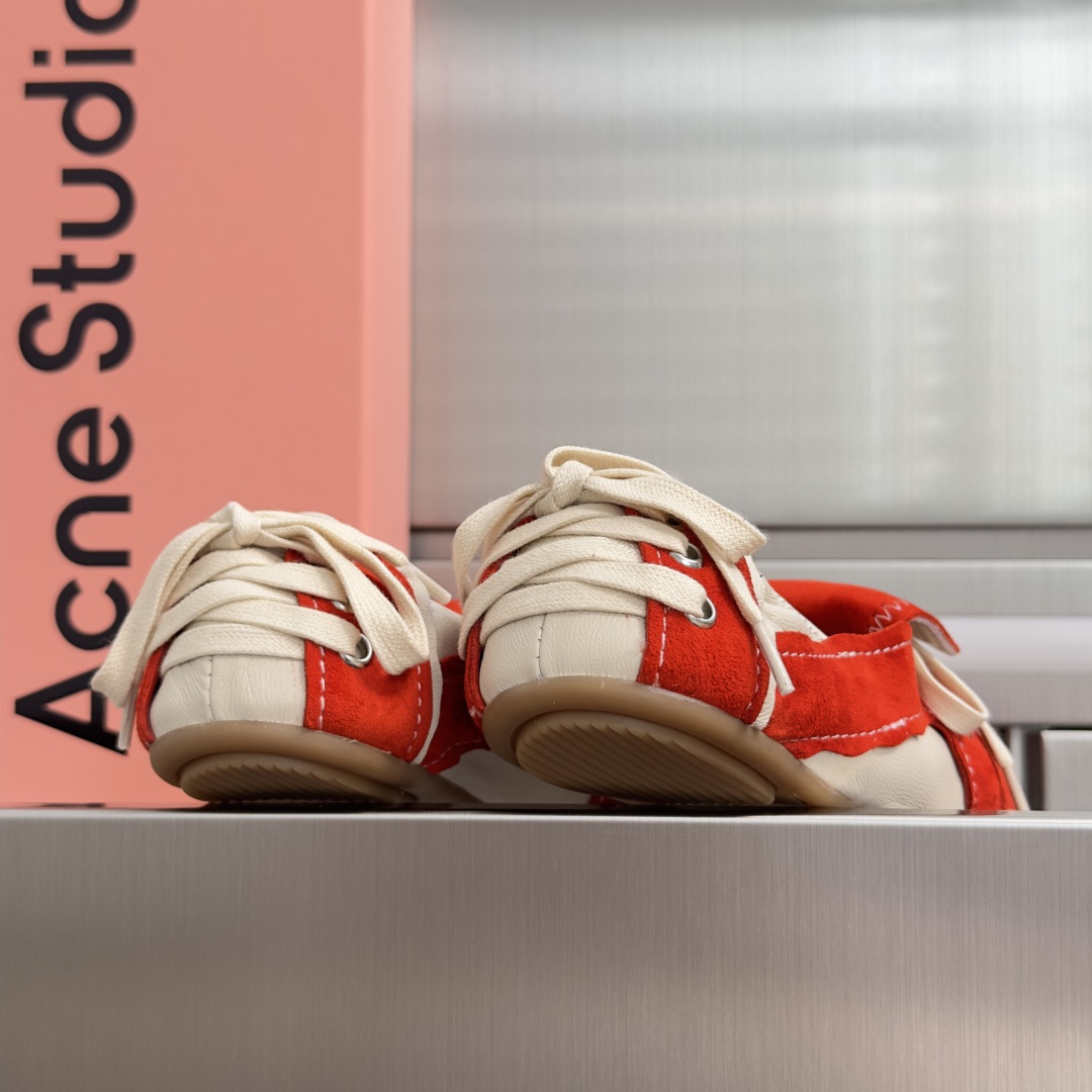 顶级版本:女款 Acne studios AC 芭蕾舞鞋 休闲 运动鞋 原版购入开发 做货 绑带鞋重新构想了芭蕾舞鞋的轮 顶级版本:女款 Acne studios AC 芭蕾舞鞋 休闲 运动鞋 原版购入开发 做货 绑带鞋重新构想了芭蕾舞鞋的轮
