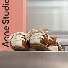 顶级版本:女款 Acne studios AC 芭蕾舞鞋 休闲 运动鞋 原版购入开发 做货 绑带鞋重新构想了芭蕾舞鞋的轮 顶级版本:女款 Acne studios AC 芭蕾舞鞋 休闲 运动鞋 原版购入开发 做货 绑带鞋重新构想了芭蕾舞鞋的轮