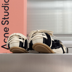 顶级版本:女款 Acne studios AC 芭蕾舞鞋 休闲 运动鞋 原版购入开发 做货 绑带鞋重新构想了芭蕾舞鞋的轮 顶级版本:女款 Acne studios AC 芭蕾舞鞋 休闲 运动鞋 原版购入开发 做货 绑带鞋重新构想了芭蕾舞鞋的轮
