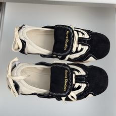 顶级版本:女款 Acne studios AC 芭蕾舞鞋 休闲 运动鞋 原版购入开发 做货 绑带鞋重新构想了芭蕾舞鞋的轮 顶级版本:女款 Acne studios AC 芭蕾舞鞋 休闲 运动鞋 原版购入开发 做货 绑带鞋重新构想了芭蕾舞鞋的轮