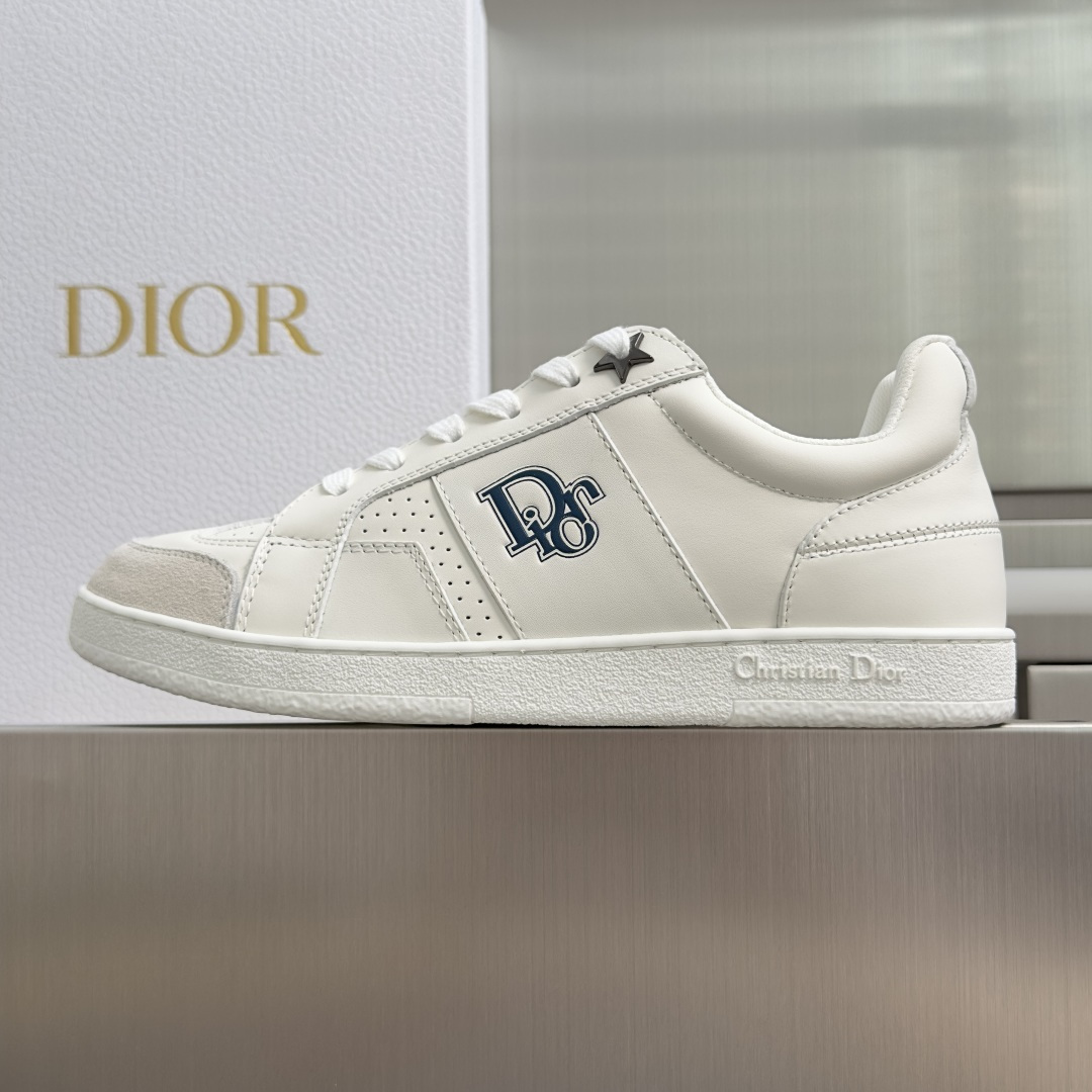 顶级版本:女款 Dior迪奥 Star 系列 五角星⭐️小白鞋 厚底 半拖 休闲 运动鞋 这款 Dior Star 运动 顶级版本:女款 Dior迪奥 Star 系列 五角星⭐️小白鞋 厚底 半拖 休闲 运动鞋 这款 Dior Star 运动