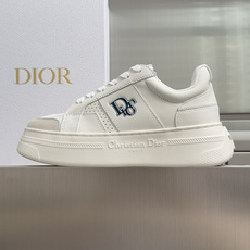 顶级版本:女款 Dior迪奥 Star 系列 五角星⭐️小白鞋 厚底 半拖 休闲 运动鞋 这款 Dior Star 运动 顶级版本:女款 Dior迪奥 Star 系列 五角星⭐️小白鞋 厚底 半拖 休闲 运动鞋 这款 Dior Star 运动