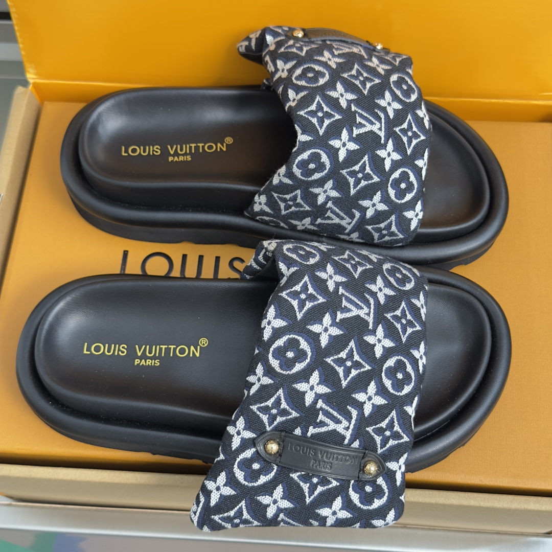 顶级版本： 男士+10 LV路易威登L家驴牌 POOL PILLOW COMFORT 魔术贴 丹宁牛仔布 棋盘格 浮雕 