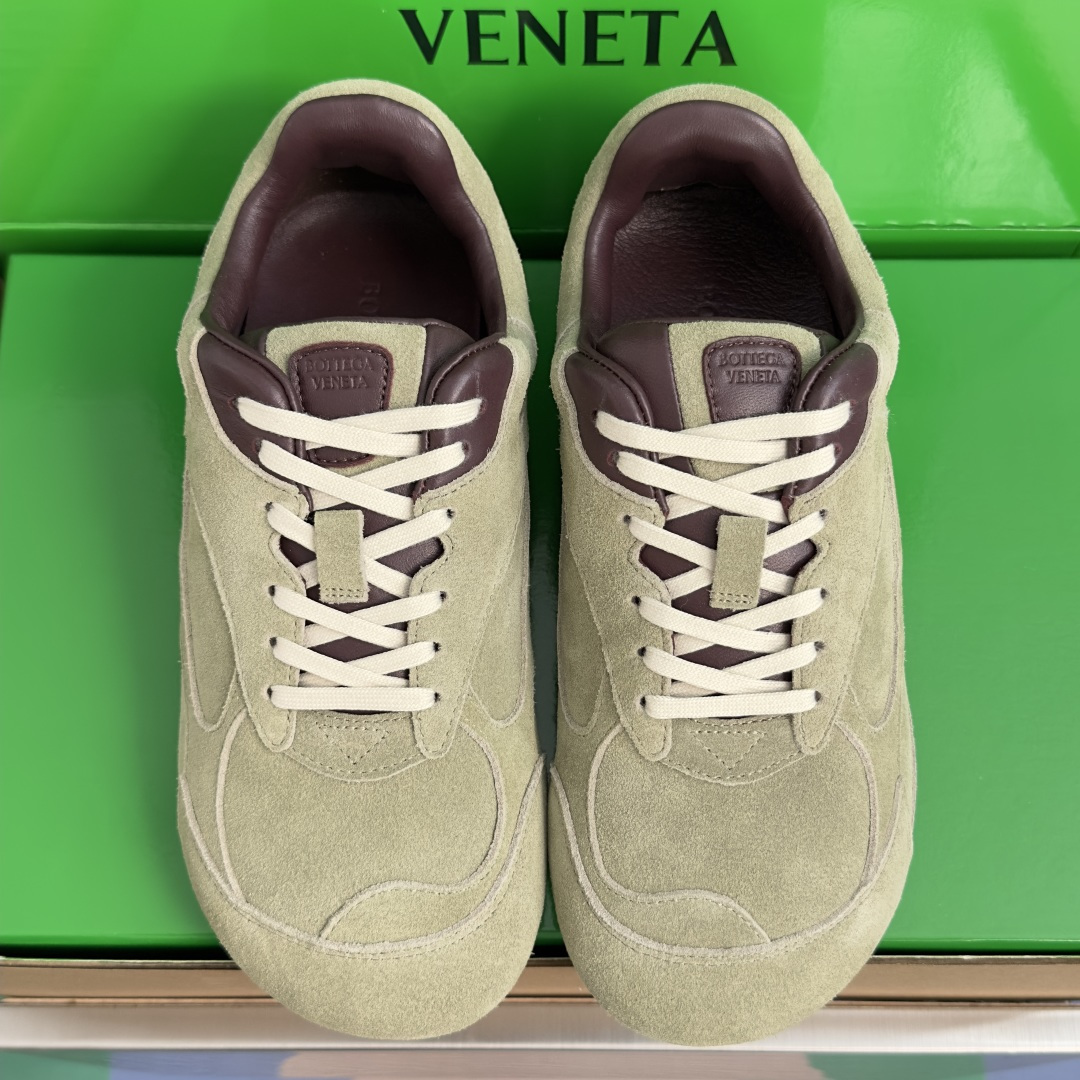 顶级版本:情侣款 Bottega Veneta 葆蝶家BV最新款Orbit Flash系列 情侣款 复古 网面 休闲 顶级版本:情侣款 Bottega Veneta 葆蝶家BV最新款Orbit Flash系列 情侣款 复古 网面 休闲