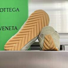 顶级版本:情侣款 Bottega Veneta 葆蝶家BV最新款Orbit Flash系列 情侣款 复古 网面 休闲 顶级版本:情侣款 Bottega Veneta 葆蝶家BV最新款Orbit Flash系列 情侣款 复古 网面 休闲