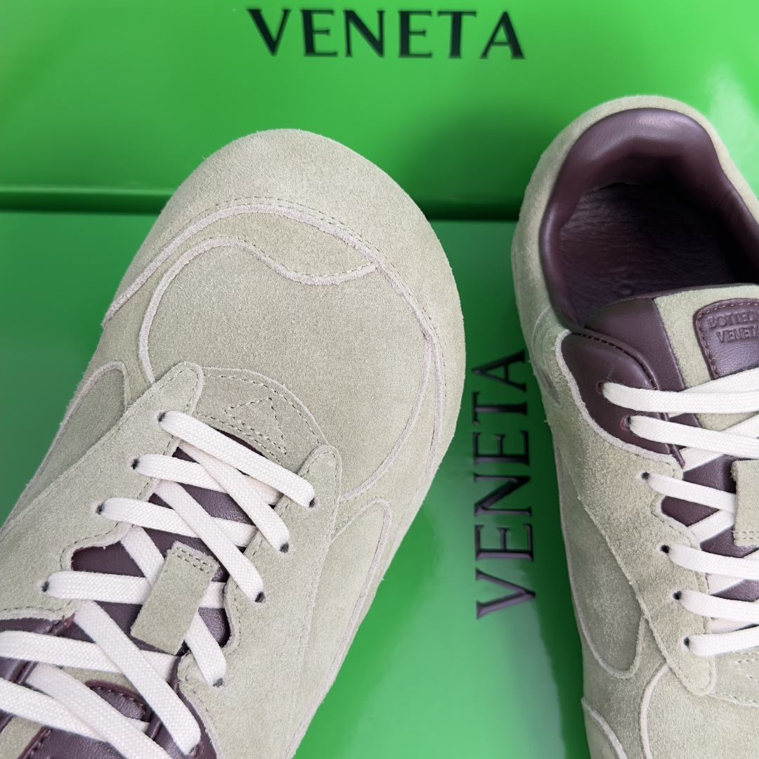 顶级版本:情侣款 Bottega Veneta 葆蝶家BV最新款Orbit Flash系列 情侣款 复古 网面 休闲 顶级版本:情侣款 Bottega Veneta 葆蝶家BV最新款Orbit Flash系列 情侣款 复古 网面 休闲