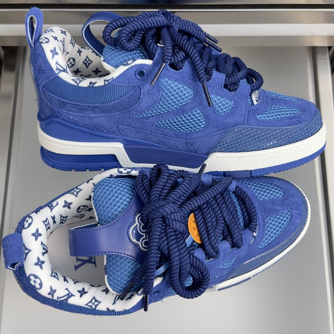 顶级版本:男款 LV驴牌L家SKATE 系列 最新配色 Tariner运动鞋 四叶草 滑板鞋 情侣款 复古篮球鞋 原版购 顶级版本:男款 LV驴牌L家SKATE 系列 最新配色 Tariner运动鞋 四叶草 滑板鞋 情侣款 复古篮球鞋 原版购
