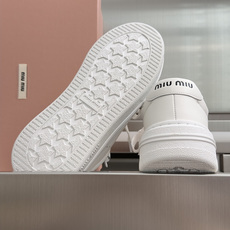 顶级版本:女款 MiuMiu缪缪 最新爆款 复古 厚底 休闲 运动鞋 板鞋 小白鞋 原版购入开发 做货 miumiu最新 顶级版本:女款 MiuMiu缪缪 最新爆款 复古 厚底 休闲 运动鞋 板鞋 小白鞋 原版购入开发 做货 miumiu最新
