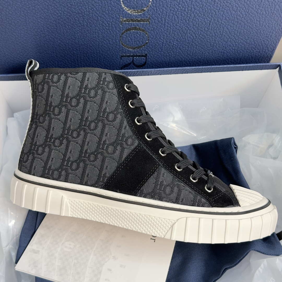 顶级版本：情侣款 Dior 迪奥最新Hooper系列 复古 厚底 篮球鞋 情侣款 帆布鞋 休闲 运动鞋 这款 Dior 