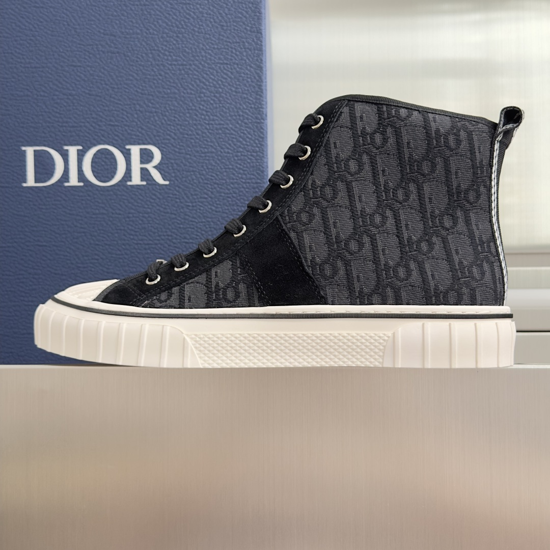 顶级版本：情侣款 Dior 迪奥最新Hooper系列 复古 厚底 篮球鞋 情侣款 帆布鞋 休闲 运动鞋 这款 Dior 