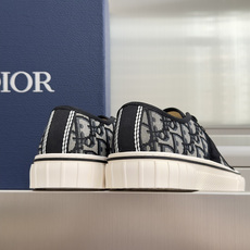 顶级版本:情侣款 Dior 迪奥最新Hooper系列 复古 厚底 篮球鞋 情侣款 帆布鞋 休闲 运动鞋 这款 Dior 顶级版本:情侣款 Dior 迪奥最新Hooper系列 复古 厚底 篮球鞋 情侣款 帆布鞋 休闲 运动鞋 这款 Dior