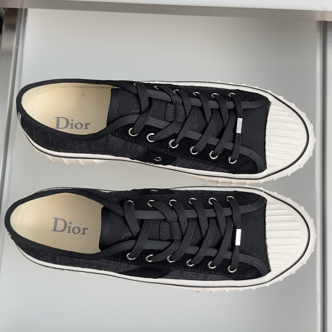 顶级版本：情侣款 Dior 迪奥最新Hooper系列 复古 厚底 篮球鞋 情侣款 帆布鞋 休闲 运动鞋 这款 Dior 