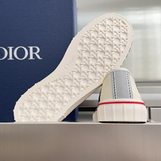 顶级版本:情侣款 Dior 迪奥最新Hooper系列 复古 厚底 篮球鞋 情侣款 帆布鞋 休闲 运动鞋 这款 Dior 顶级版本:情侣款 Dior 迪奥最新Hooper系列 复古 厚底 篮球鞋 情侣款 帆布鞋 休闲 运动鞋 这款 Dior