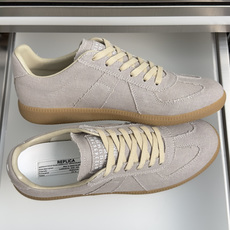 顶级版本:情侣款 MaisonMargiela MM6 马吉拉 情侣款 德训鞋 休闲 运动鞋 原版购入开发 做货 鬼才设 顶级版本:情侣款 MaisonMargiela MM6 马吉拉 情侣款 德训鞋 休闲 运动鞋 原版购入开发 做货 鬼才设