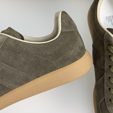 顶级版本:情侣款 MaisonMargiela MM6 马吉拉 情侣款 德训鞋 休闲 运动鞋 原版购入开发 做货 鬼才设 顶级版本:情侣款 MaisonMargiela MM6 马吉拉 情侣款 德训鞋 休闲 运动鞋 原版购入开发 做货 鬼才设