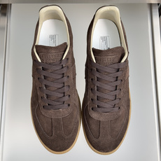 顶级版本:情侣款 MaisonMargiela MM6 马吉拉 情侣款 德训鞋 休闲 运动鞋 原版购入开发 做货 鬼才设 顶级版本:情侣款 MaisonMargiela MM6 马吉拉 情侣款 德训鞋 休闲 运动鞋 原版购入开发 做货 鬼才设