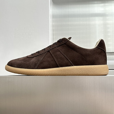 顶级版本:情侣款 MaisonMargiela MM6 马吉拉 情侣款 德训鞋 休闲 运动鞋 原版购入开发 做货 鬼才设 顶级版本:情侣款 MaisonMargiela MM6 马吉拉 情侣款 德训鞋 休闲 运动鞋 原版购入开发 做货 鬼才设
