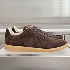 顶级版本:情侣款 MaisonMargiela MM6 马吉拉 情侣款 德训鞋 休闲 运动鞋 原版购入开发 做货 鬼才设 顶级版本:情侣款 MaisonMargiela MM6 马吉拉 情侣款 德训鞋 休闲 运动鞋 原版购入开发 做货 鬼才设
