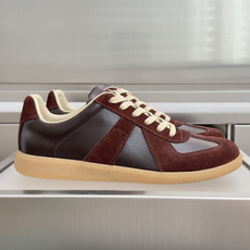 顶级版本:情侣款 MaisonMargiela MM6 马吉拉 情侣款 德训鞋 休闲 运动鞋 原版购入开发 做货 鬼才设 顶级版本:情侣款 MaisonMargiela MM6 马吉拉 情侣款 德训鞋 休闲 运动鞋 原版购入开发 做货 鬼才设