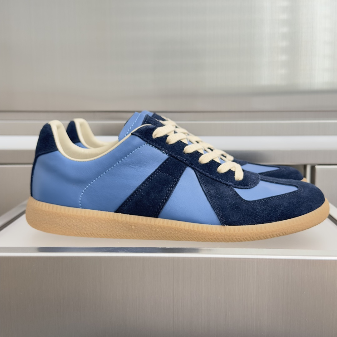 顶级版本:情侣款 MaisonMargiela MM6 马吉拉 情侣款 德训鞋 休闲 运动鞋 原版购入开发 做货 鬼才设 顶级版本:情侣款 MaisonMargiela MM6 马吉拉 情侣款 德训鞋 休闲 运动鞋 原版购入开发 做货 鬼才设