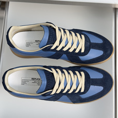 顶级版本:情侣款 MaisonMargiela MM6 马吉拉 情侣款 德训鞋 休闲 运动鞋 原版购入开发 做货 鬼才设 顶级版本:情侣款 MaisonMargiela MM6 马吉拉 情侣款 德训鞋 休闲 运动鞋 原版购入开发 做货 鬼才设