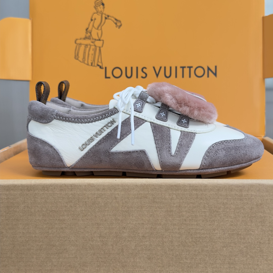顶级版本：女款 LV路易威登 L家 驴牌 最新Sneakerina系列 黑白 熊猫配色  玛丽珍 芭蕾运动鞋 德训鞋 休