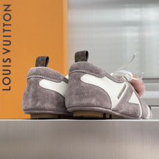 顶级版本:女款 LV路易威登 L家 驴牌 最新Sneakerina系列 黑白 熊猫配色 玛丽珍 芭蕾运动鞋 德训鞋 休 顶级版本:女款 LV路易威登 L家 驴牌 最新Sneakerina系列 黑白 熊猫配色 玛丽珍 芭蕾运动鞋 德训鞋 休