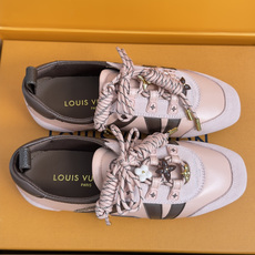 顶级版本:女款 LV路易威登 L家 驴牌 最新Sneakerina系列 黑白 熊猫配色 玛丽珍 芭蕾运动鞋 德训鞋 休 顶级版本:女款 LV路易威登 L家 驴牌 最新Sneakerina系列 黑白 熊猫配色 玛丽珍 芭蕾运动鞋 德训鞋 休