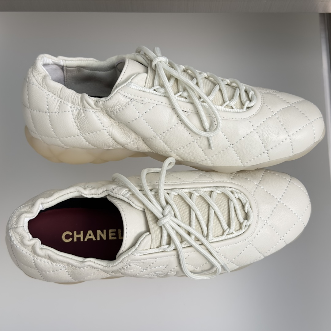 顶级版本:女款 Chanel 香奈儿26B 最新款 菱格纹 复古 厚底 休闲 棒球鞋 运动鞋 原版购入开发 做货 小香 顶级版本:女款 Chanel 香奈儿26B 最新款 菱格纹 复古 厚底 休闲 棒球鞋 运动鞋 原版购入开发 做货 小香