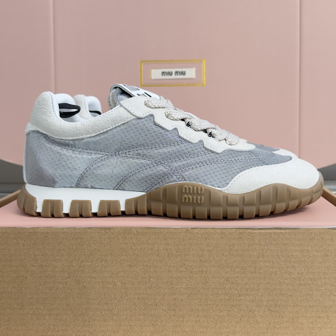 顶级版本：女款 MiuMiu缪缪 最新Tyre系列 网面 休闲 运动鞋 德训鞋 饼干鞋 原版购入开发 做货 这款Tyre