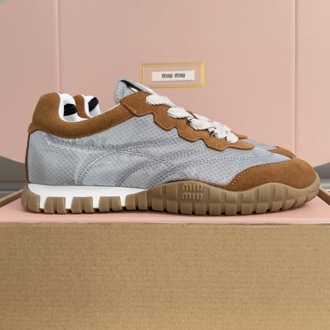 顶级版本：女款 MiuMiu缪缪 最新Tyre系列 网面 休闲 运动鞋 德训鞋 饼干鞋 原版购入开发 做货 这款Tyre