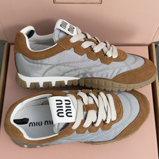 顶级版本:女款 MiuMiu缪缪 最新Tyre系列 网面 休闲 运动鞋 德训鞋 饼干鞋 原版购入开发 做货 这款Tyre 顶级版本:女款 MiuMiu缪缪 最新Tyre系列 网面 休闲 运动鞋 德训鞋 饼干鞋 原版购入开发 做货 这款Tyre