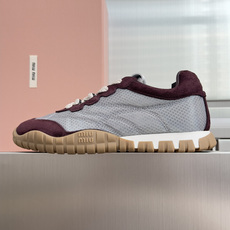 顶级版本:女款 MiuMiu缪缪 最新Tyre系列 网面 休闲 运动鞋 德训鞋 饼干鞋 原版购入开发 做货 这款Tyre 顶级版本:女款 MiuMiu缪缪 最新Tyre系列 网面 休闲 运动鞋 德训鞋 饼干鞋 原版购入开发 做货 这款Tyre