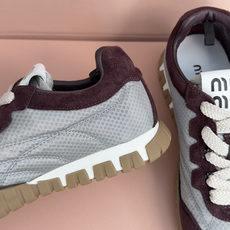 顶级版本:女款 MiuMiu缪缪 最新Tyre系列 网面 休闲 运动鞋 德训鞋 饼干鞋 原版购入开发 做货 这款Tyre 顶级版本:女款 MiuMiu缪缪 最新Tyre系列 网面 休闲 运动鞋 德训鞋 饼干鞋 原版购入开发 做货 这款Tyre