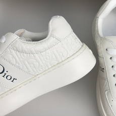 顶级版本:女款 Dior迪奥 Star系列 厚底 小白鞋 休闲 运动鞋 这款 Dior Star 运动鞋重新诠释时尚简 顶级版本:女款 Dior迪奥 Star系列 厚底 小白鞋 休闲 运动鞋 这款 Dior Star 运动鞋重新诠释时尚简