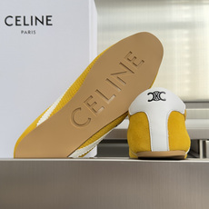 顶级版本:女款 Celine 赛琳 The Flat系列 德训鞋 阿甘鞋 休闲 运动鞋 这是充满街头感的一双鞋子,延 顶级版本:女款 Celine 赛琳 The Flat系列 德训鞋 阿甘鞋 休闲 运动鞋 这是充满街头感的一双鞋子,延