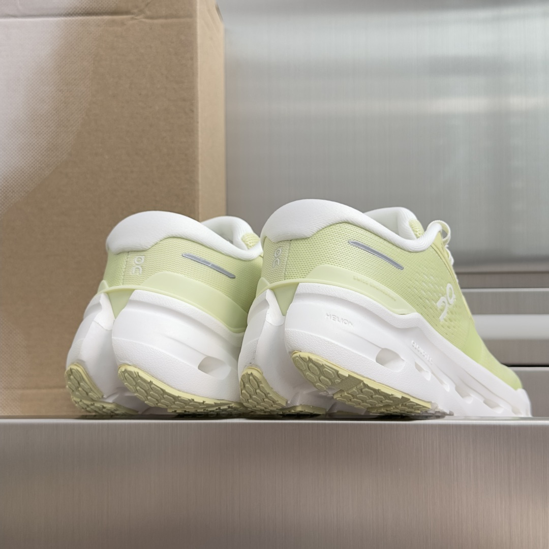 顶级版本:情侣款 On昂跑 Cloudrunner 3系列 厚底 户外 休闲 跑步鞋 运动鞋 训练鞋 Cloudrunn 顶级版本:情侣款 On昂跑 Cloudrunner 3系列 厚底 户外 休闲 跑步鞋 运动鞋 训练鞋 Cloudrunn