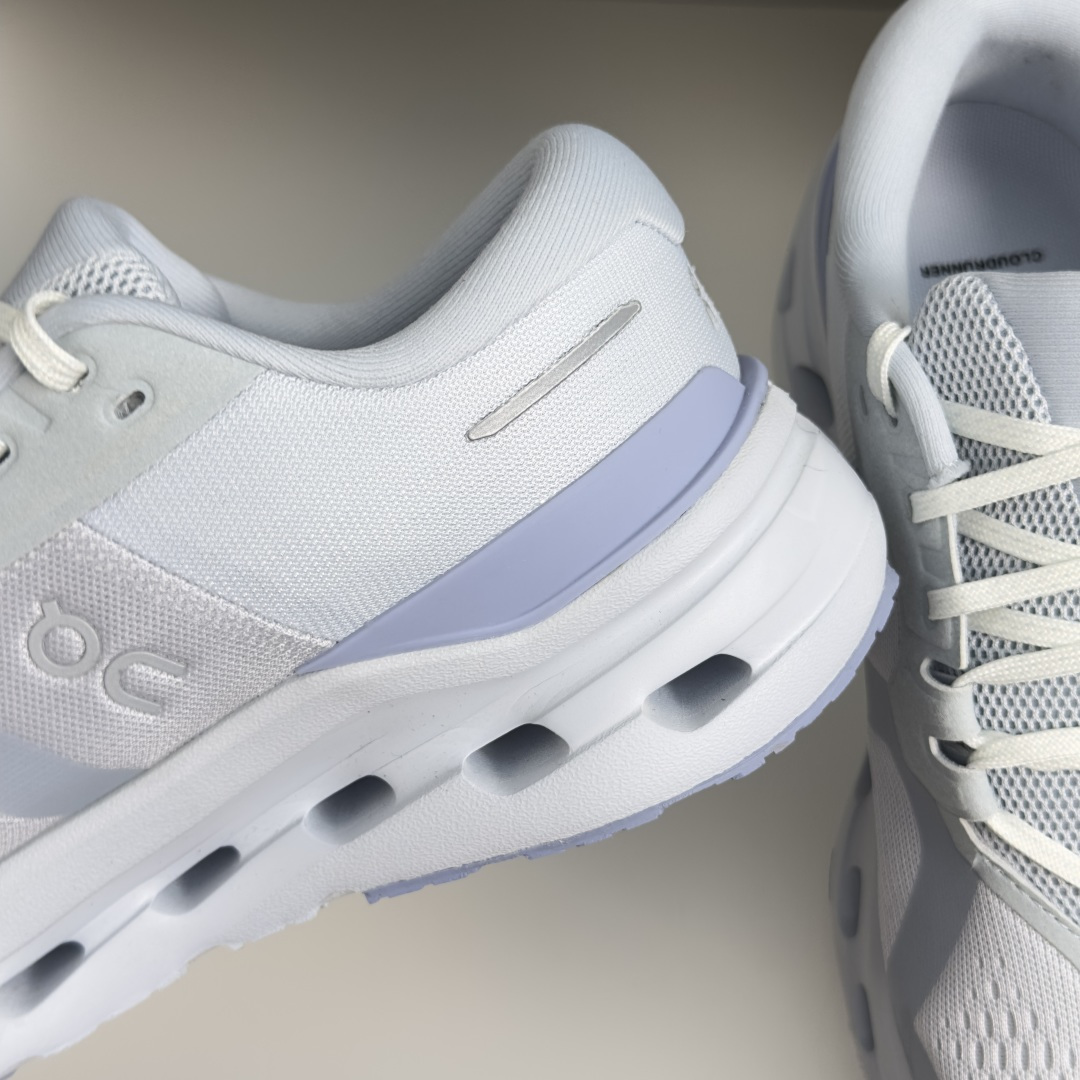 顶级版本：情侣款 On昂跑 Cloudrunner 3系列 厚底 户外 休闲 跑步鞋 运动鞋 训练鞋 Cloudrunn