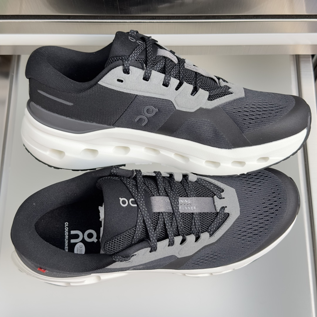 顶级版本：情侣款 On昂跑 Cloudrunner 3系列 厚底 户外 休闲 跑步鞋 运动鞋 训练鞋 Cloudrunn