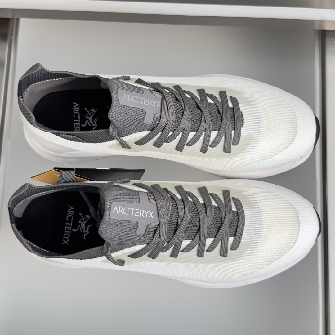 顶级版本：情侣款 ARC'TERYX 始祖鸟 NORVAN SL3 情侣款 超轻 越野跑鞋 休闲 运动鞋 超轻越野跑鞋，