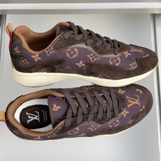 顶级版本:男款 LV路易威登L家 驴牌 最新Drop-400系列 休闲 运动鞋 LV Drop-400 运动鞋轻盈登场, 顶级版本:男款 LV路易威登L家 驴牌 最新Drop-400系列 休闲 运动鞋 LV Drop-400 运动鞋轻盈登场,