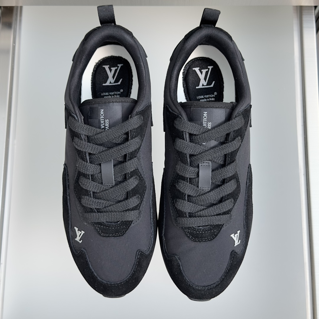 顶级版本:男款 LV路易威登L家 驴牌 最新Drop-400系列 休闲 运动鞋 LV Drop-400 运动鞋轻盈登场, 顶级版本:男款 LV路易威登L家 驴牌 最新Drop-400系列 休闲 运动鞋 LV Drop-400 运动鞋轻盈登场,