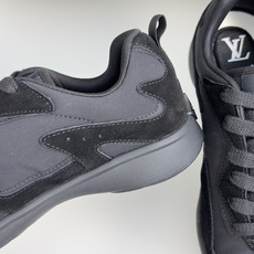 顶级版本:男款 LV路易威登L家 驴牌 最新Drop-400系列 休闲 运动鞋 LV Drop-400 运动鞋轻盈登场, 顶级版本:男款 LV路易威登L家 驴牌 最新Drop-400系列 休闲 运动鞋 LV Drop-400 运动鞋轻盈登场,