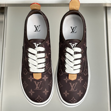 顶级版本:男款 LV 路易威登 27ss菲董联名Combi系列 厚底 休闲 运动鞋 乐福鞋 板鞋 路易威登推出的全新20 顶级版本:男款 LV 路易威登 27ss菲董联名Combi系列 厚底 休闲 运动鞋 乐福鞋 板鞋 路易威登推出的全新20
