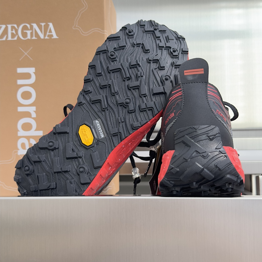 顶级版本:情侣款 ZEGNA x norda™杰尼亚 联名款 户外 越野 跑步鞋 休闲 运动鞋 杰尼亚 x norda 顶级版本:情侣款 ZEGNA x norda™杰尼亚 联名款 户外 越野 跑步鞋 休闲 运动鞋 杰尼亚 x norda