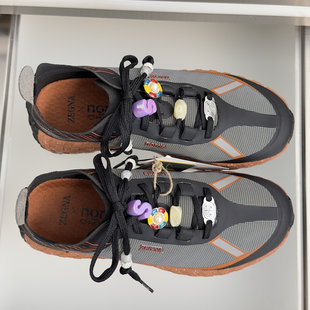 顶级版本:情侣款 ZEGNA x norda™杰尼亚 联名款 户外 越野 跑步鞋 休闲 运动鞋 杰尼亚 x norda 顶级版本:情侣款 ZEGNA x norda™杰尼亚 联名款 户外 越野 跑步鞋 休闲 运动鞋 杰尼亚 x norda