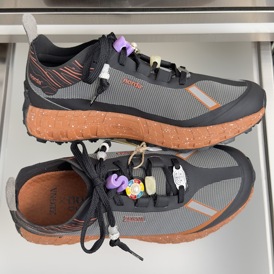 顶级版本:情侣款 ZEGNA x norda™杰尼亚 联名款 户外 越野 跑步鞋 休闲 运动鞋 杰尼亚 x norda 顶级版本:情侣款 ZEGNA x norda™杰尼亚 联名款 户外 越野 跑步鞋 休闲 运动鞋 杰尼亚 x norda