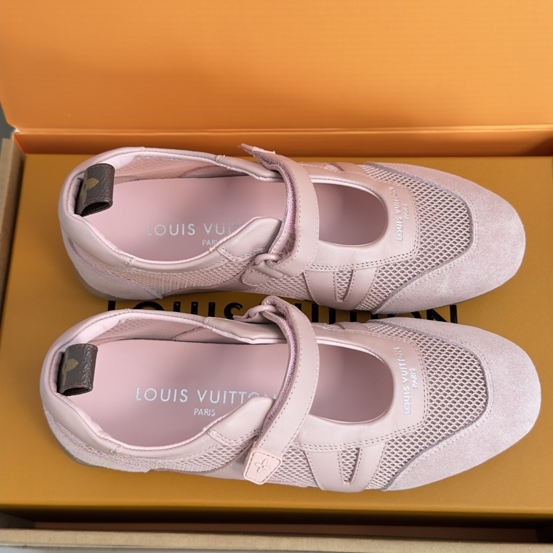 顶级版本：女款 LV路易威登 L家 驴牌 最新Sneakerina系列 黑白 熊猫配色  玛丽珍 芭蕾运动鞋 德训鞋 休