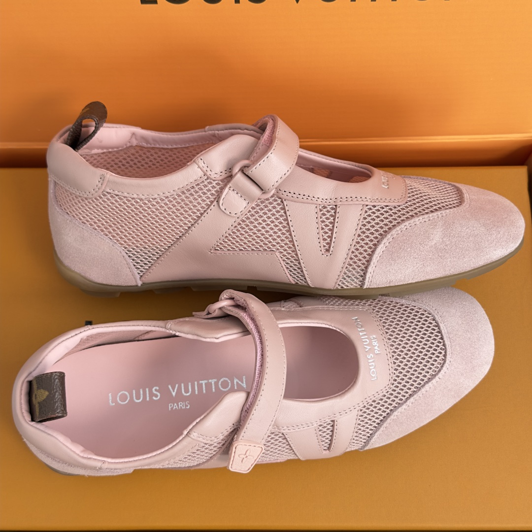 顶级版本：女款 LV路易威登 L家 驴牌 最新Sneakerina系列 黑白 熊猫配色  玛丽珍 芭蕾运动鞋 德训鞋 休