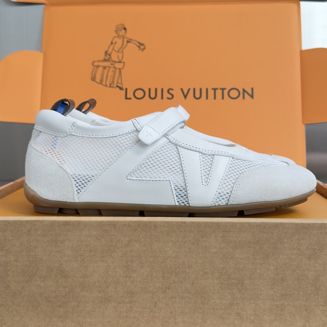 顶级版本：女款 LV路易威登 L家 驴牌 最新Sneakerina系列 黑白 熊猫配色  玛丽珍 芭蕾运动鞋 德训鞋 休